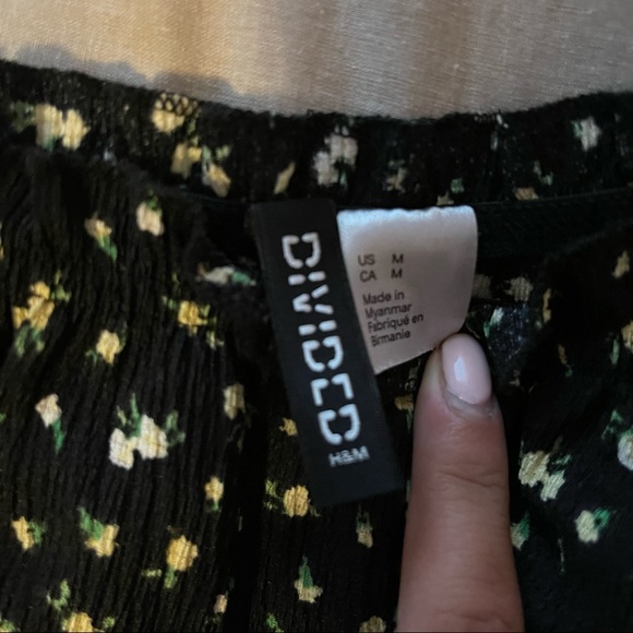 H&M top - Picture 2 of 2